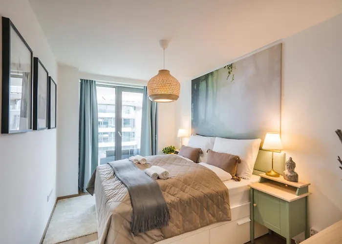 Myflat Wave Golden Beachfront Family * Siófok