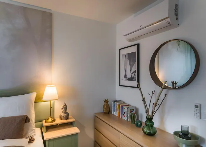 Myflat Wave Golden Beachfront Family Apartamento Siófok